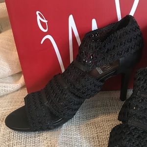 Impo Stretchy Strap Sandals